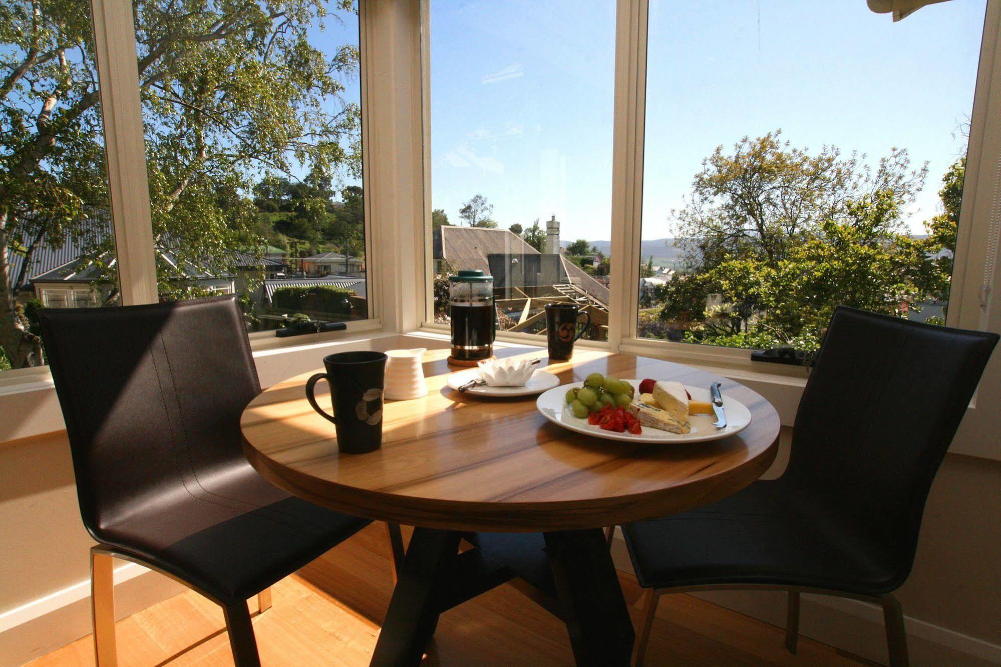 โทเปียรี่ฮาเว่น เบดแอนด์เบรคฟาสต์ Apartment ลอนเชสตัน ภายนอก รูปภาพ